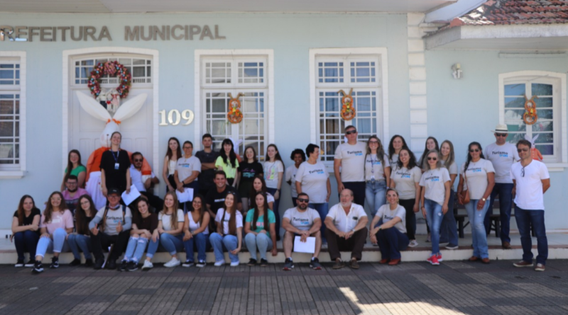 Na ocasião, os alunos e professores puderam acompanhar também o Restauro da Casa Prochnow